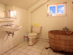 拉拉山-桃山渡假農場