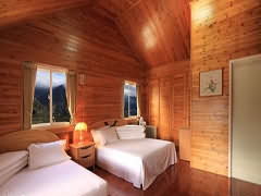 拉拉山-桃山渡假農場